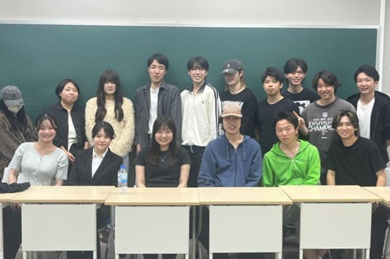 政策比較と判例から学ぶ労働法