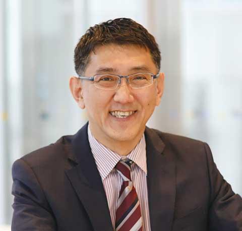 コミュニケーション学部長北山 聡准教授