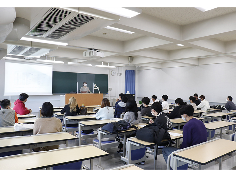 心理的援助の実際について学ぶ